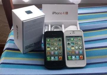 Apple iPhone 4S 32GB